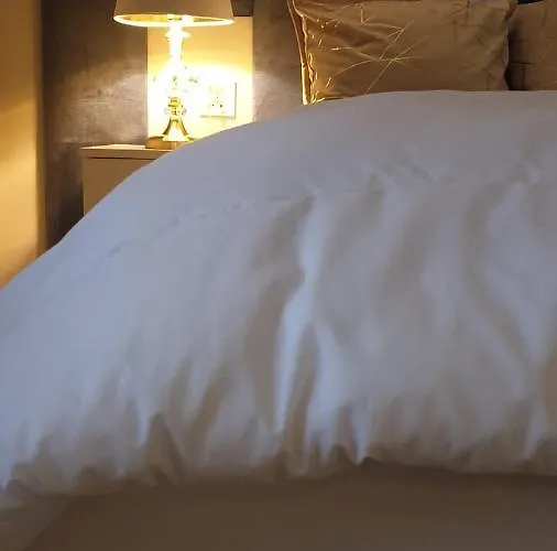 Gold & 아파트 슈차브니차