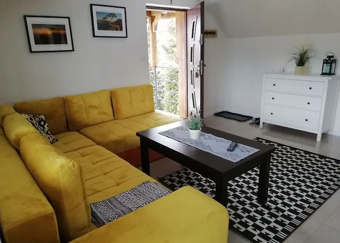 Gold & 아파트 슈차브니차